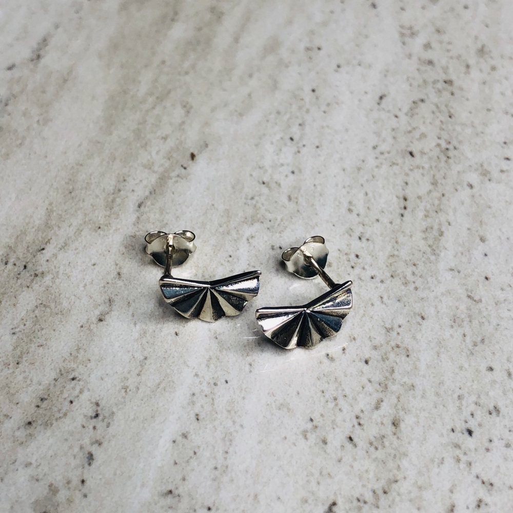 925 Sterling Silver Folding Fan Stud Earrings